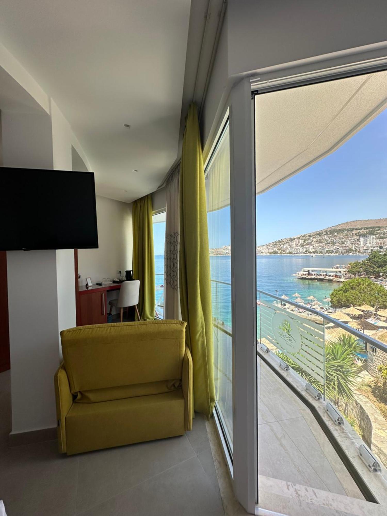 德尔芬妮酒店 Sarandë 外观 照片