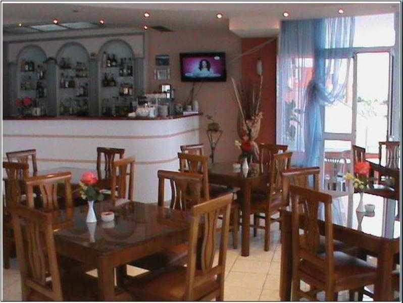 德尔芬妮酒店 Sarandë 外观 照片