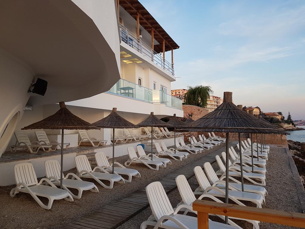 德尔芬妮酒店 Sarandë 外观 照片