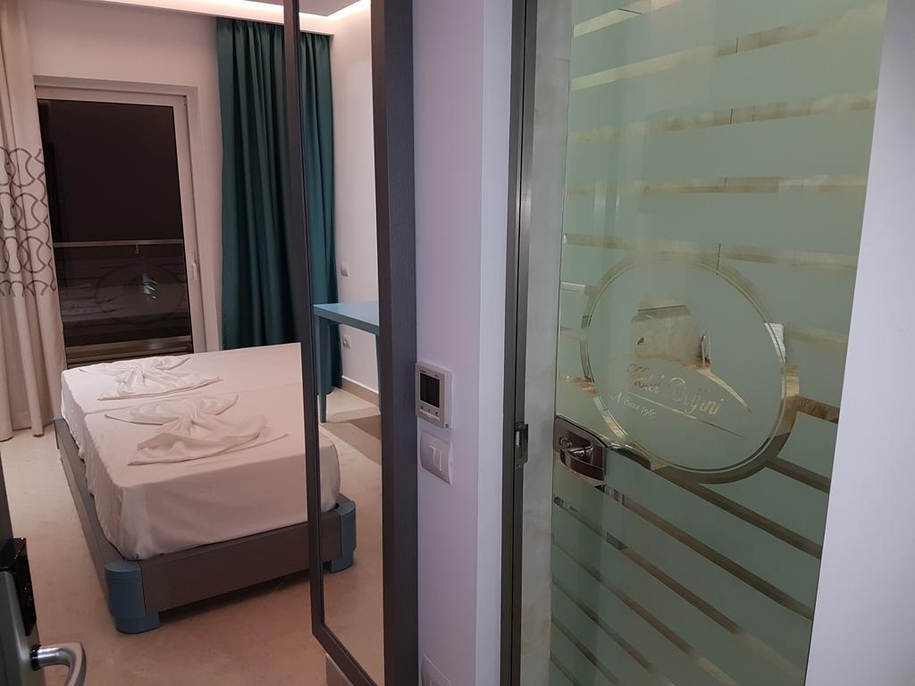 德尔芬妮酒店 Sarandë 外观 照片
